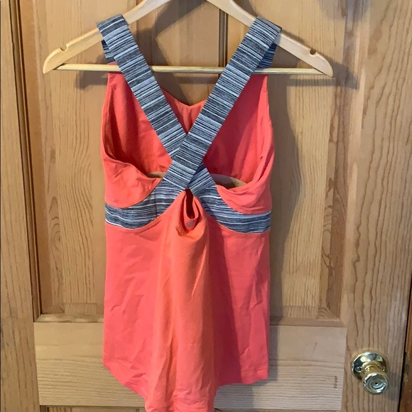 Sold* Lululemon push your limits tank top - Picture 2 of 4